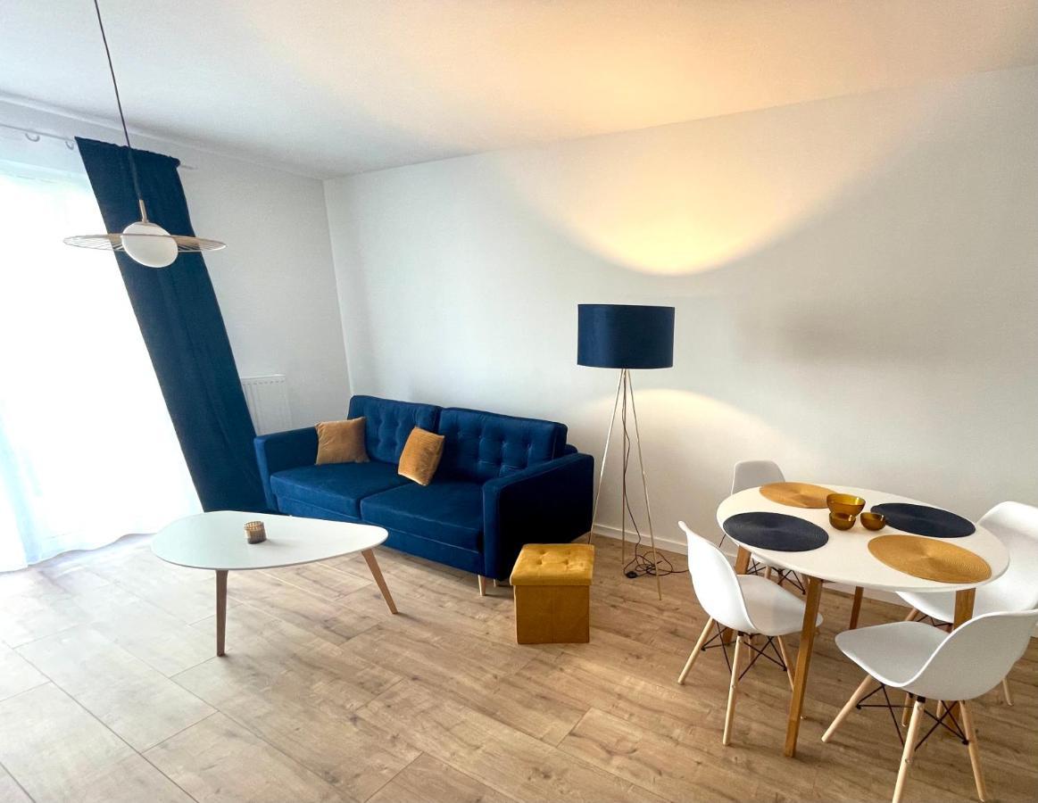 Apartament 02 - Rezydencja อุสตรอเนียมอร์สเกีย ภายนอก รูปภาพ