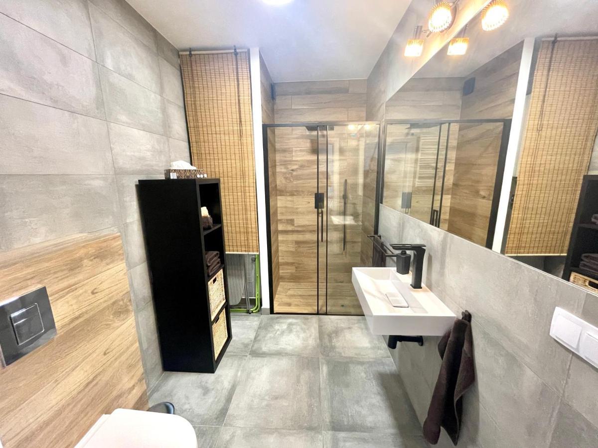 Apartament 02 - Rezydencja อุสตรอเนียมอร์สเกีย ภายนอก รูปภาพ